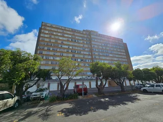 One Bedroomed Apartment for Sale in Loevenstein, Bellville