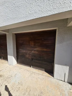 Garage to Rent in Rondebosch