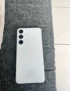 Samsung galaxy s24 plus