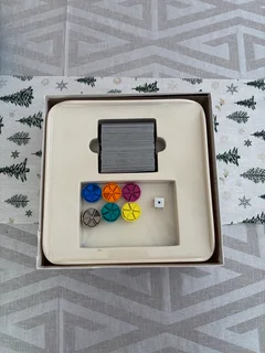 Trivial pursuit Master Game Genus Edition &amp; 2 expansion packs