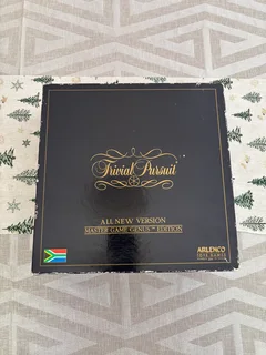 Trivial pursuit Master Game Genus Edition & 2 expansion packs