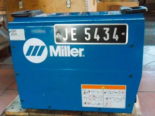 HUGE XMAS SPECIAL!! MILLER XMT Power Source