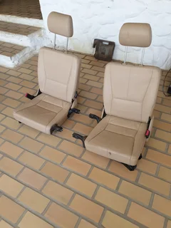 Mercedes ML 350 rear seats