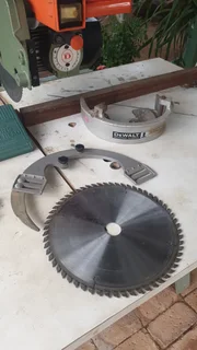 DEWALT Radial Arm saw (DW-1501)