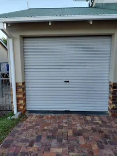 3 BEDROOM TOWNHOUSE FOR RENT BY OWNER LORRAINE PE