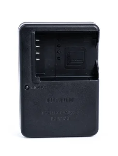 Original Fujifim BC-W126 Battery Charger, it’s in excellent condition and perfect working order, it