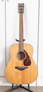 Yamaha FG700MS Solid Spruce Top Acoustic Guitar