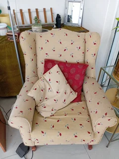 2x Wingback chairs