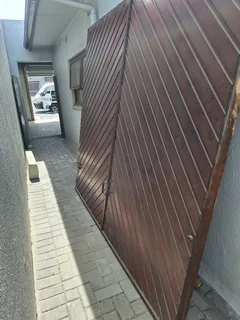 Single Wooden garage door