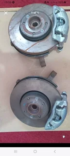 Np200  complete front disc stub axle