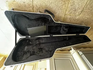 Ibanez Gio GRX40 Electric guitar with hardcase