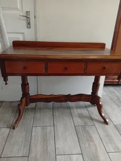 Server - Ad posted by Claudette Roelofse