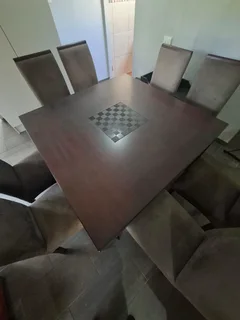 Dining room table
