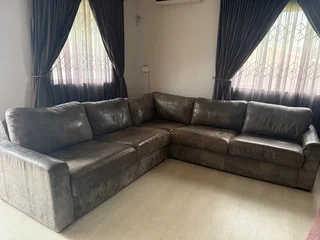 Coricraft Genuine Leather Lounge Suite- Excellent Condition!