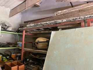 Contents of storage unit