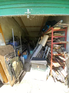 Contents of storage unit