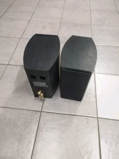 Wharfedale Diamond 10.1 Bookshelf Speaker.