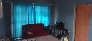 On Auction - Three-bedroom family home and one-bedroom flatlet, in Ottawa, Verulam, KZN