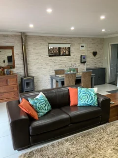 Own a piece of paradise! On Auction - A real STEAL! Bushmen&#39;s Nek, Drakensberg. FULLY Furnished