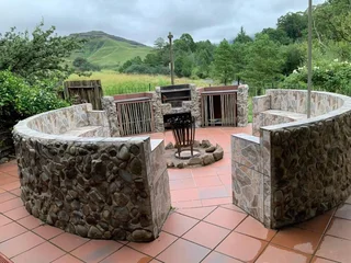 Own a piece of paradise! On Auction - A real STEAL! Bushmen&#39;s Nek, Drakensberg. FULLY Furnished