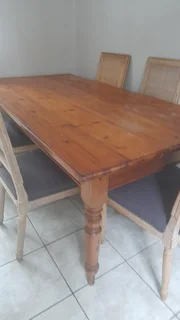 6 seater cottage style dining table
