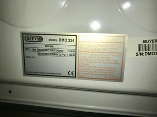 2 x Microwaves - not heating / For spares or repair