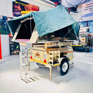 Venter Savuti with TentCo Rooftop Tent