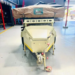 Venter Savuti with TentCo Rooftop Tent