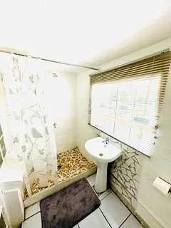 50% OFF DEP: HURRY AND OCCUPY THIS FULLY FURNISHED BACHELOR WITH AN APPEALING VIEW OF SANDTON TOWER