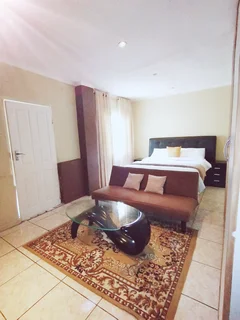 FLEXIBLE STAY TERMS: OCCUPY THIS READY TO GO, FULLY FURNISHED APARTMENT - JUST BRING YOUR LUGGAGE