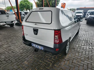 2023 Nissan NP200 1.6i Safety pack A/C