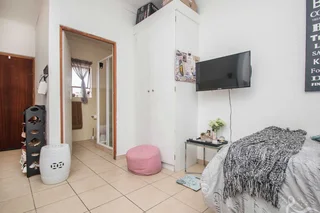 STUDIO/BACHELOR APARTMENT- CALL OUT TO ALL STUDENTS FOR MONASH LOOKING FOR ACCOMODATION