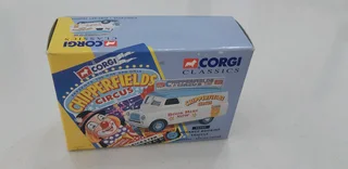 Corgi Chipperfields ticket van.