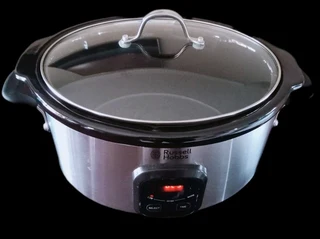 Beautiful Russel Hobbs 6L Digital Slow Cooker in New Condition