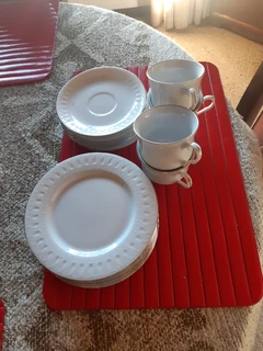 Crockery for sale (Cheap at R20 each)