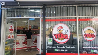 Cashiers &amp; Shop Assistants Required