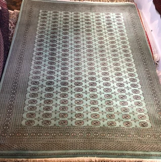 Persian carpets CLOSING DOWN SALE  !!