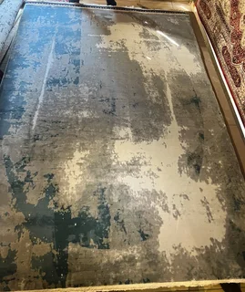 Persian carpets CLOSING DOWN SALE  !!