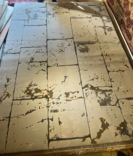 Persian carpets CLOSING DOWN SALE !!