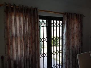 Beautiful Curtain Set - Premium Quality