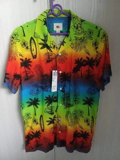 Stunning Unisex Woolworths Caribbean Style Shirt