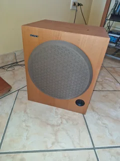 Amplifier, speakers and sub-woofer