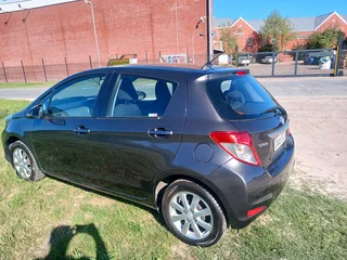 2016 Toyota Yaris 1.3 XS 5dr Automatic