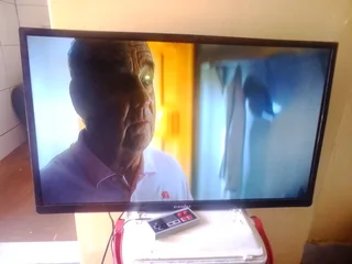 Diamond LCD TV for sale 32 inch