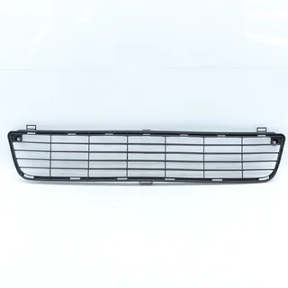 Toyota Hi-Lux D4D Front Grill - 2014 Model (Brand New)Part Number: Price: R275