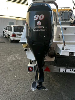 Sea Cat 565 Forward console with Suzuki 90hp