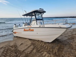 USA  Imported 22ft Cat from Carlolina Skiff