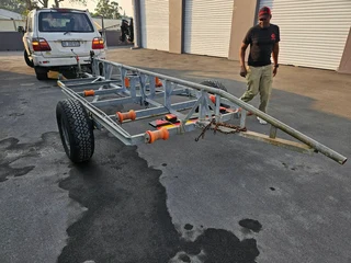 Cobra Cat 525 Forward Launch dolly trailer