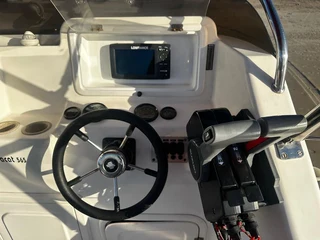 Sea Cat 565 Forward Console with Suzuki F100