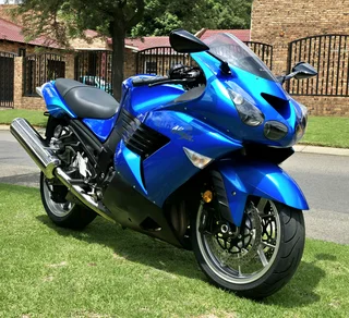 2013 Kawasaki NINJA ZX14R- COLLECTORS BIKE!!!!!
